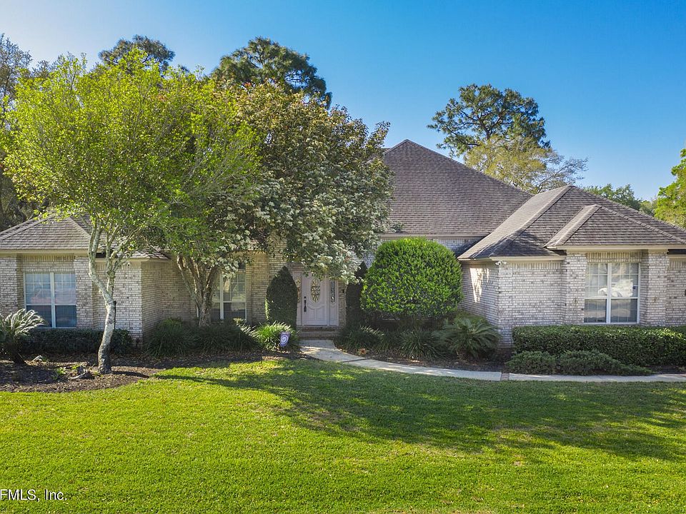1st image of 12490 Turnberry Dr