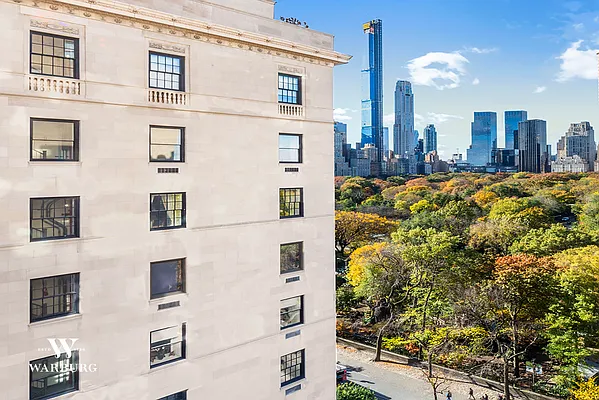 Sold by Warburg | media 31