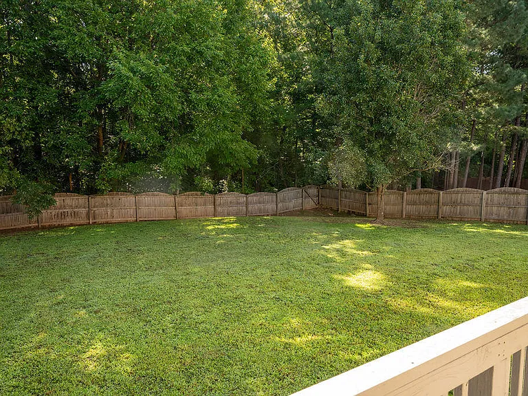 5803 Whisperwood Dr — Photo 33
