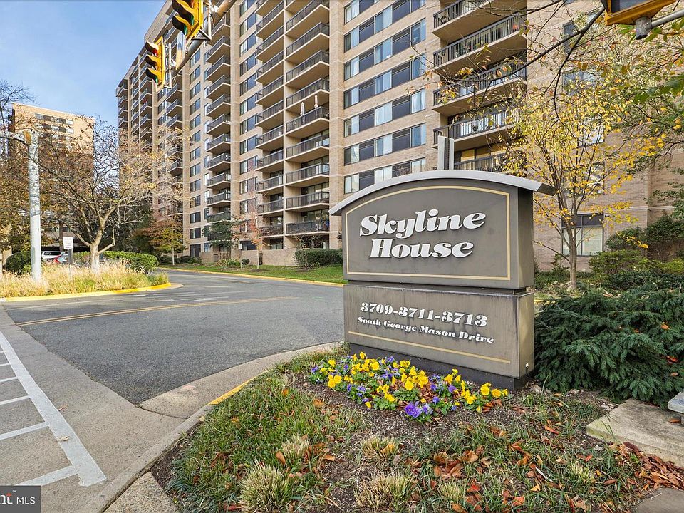 1st image of 3709 S George Mason Dr APT 912