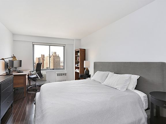 5th image of 175 W 12th St APT 14D