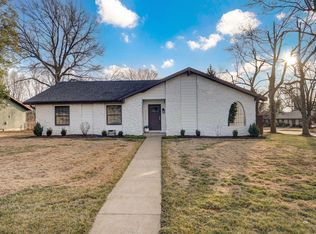 4094 S Eaton Ave, Springfield, MO 65807