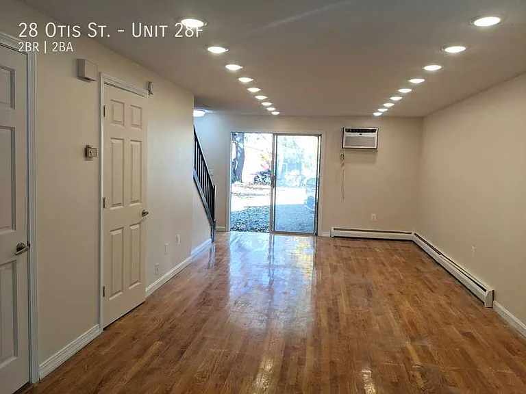28 Otis St #28F — Photo 21