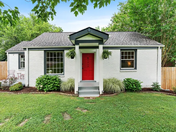 2217 Fernwood Dr, Nashville, TN 37216