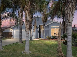 4206 Berkshire Rd, Bakersfield, CA 93313