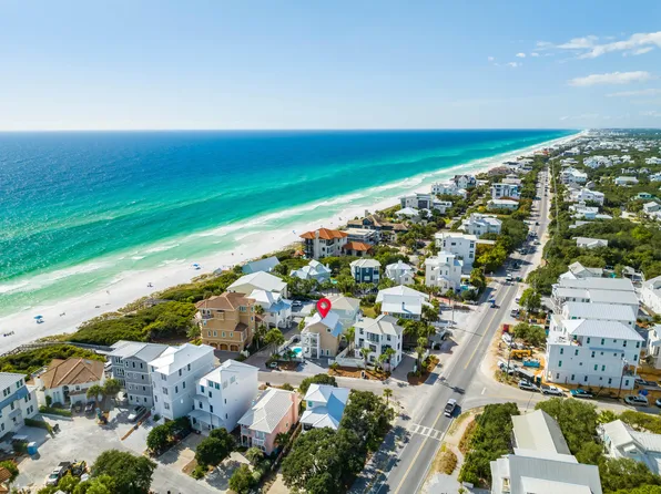 32 S San Juan Ave, Pt Washington, FL 32459