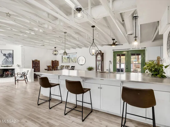 3059 N Tecumseh Ct, Tucson, AZ 85715