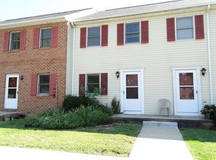 500 E Newport Rd APT C, Lititz, PA 17543