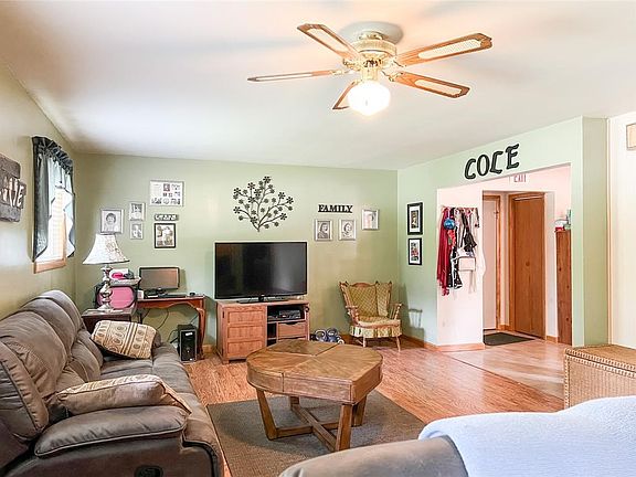 3rd image of 3175 E Shabur Ave