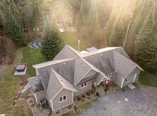1216 Miriam Dr, Bracebridge, ON P1L 1X1