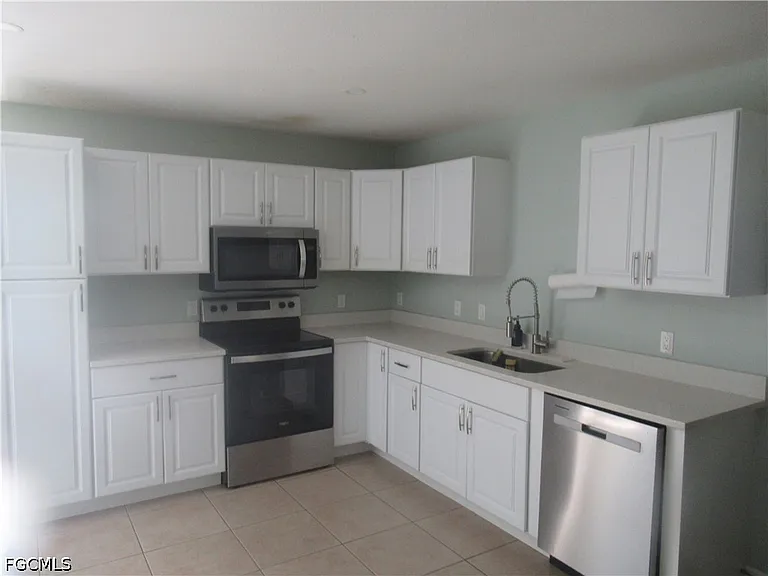 1535 Andalusia Blvd — Photo 4