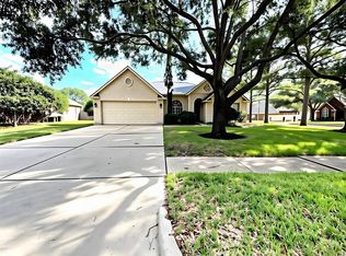 1423 Greenway Village Dr, Katy, TX 77494