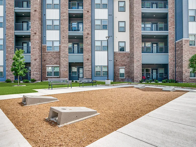 Palladium Oak Grove — Photo 9