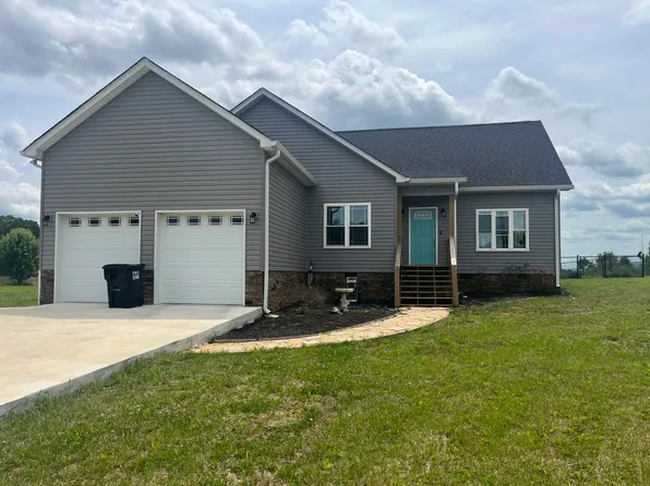 826 Kelly Ln, Pikeville, TN 37367