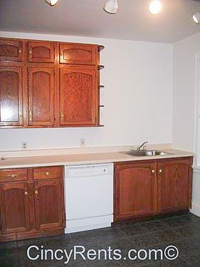 3rd image of 1829 Courtland Ave APT 6
