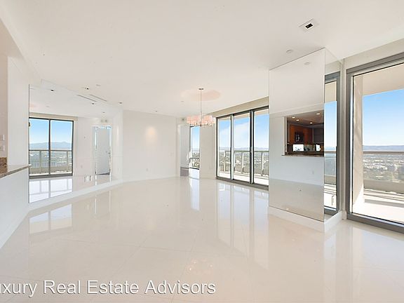 5th image of 322 Karen Ave Unit 4004