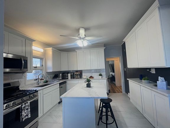 2nd image of 53 Woodland Ave Floor 1