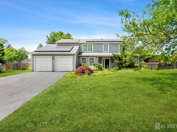 52 Krebs Rd, Plainsboro, NJ 08536