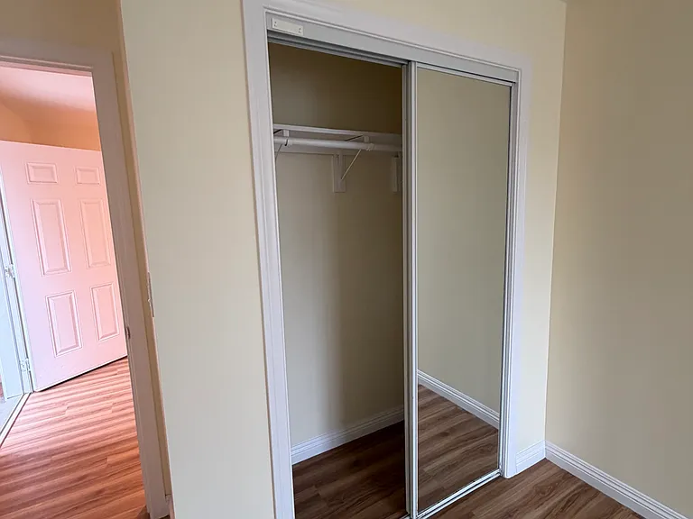 2134 E Shauer St — Photo 13