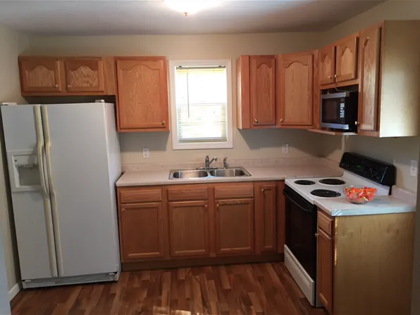 609 Logan St, Wayne, NE 68787