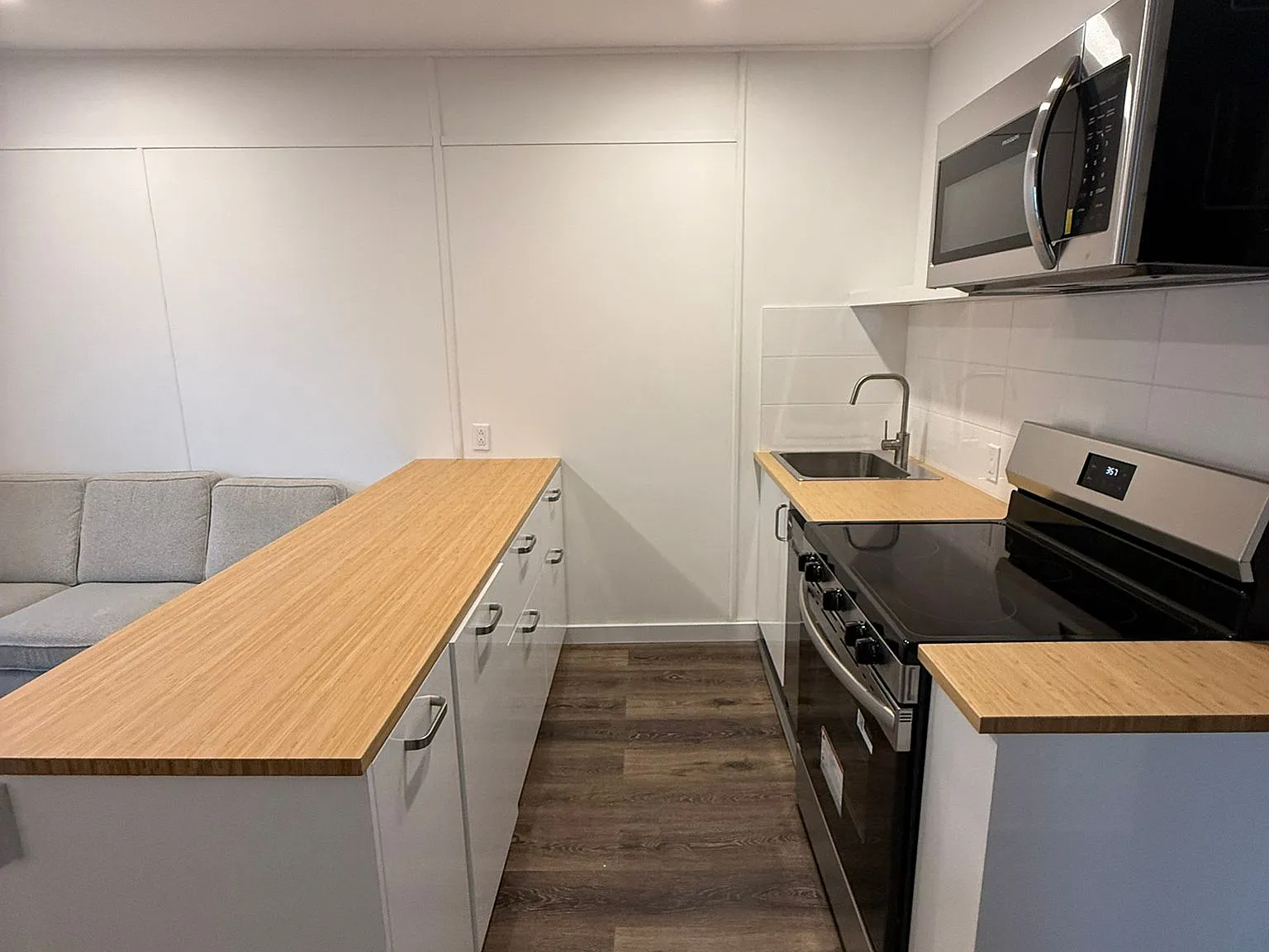 2 bed, 1500 sqft, $1,300 — Photo 3