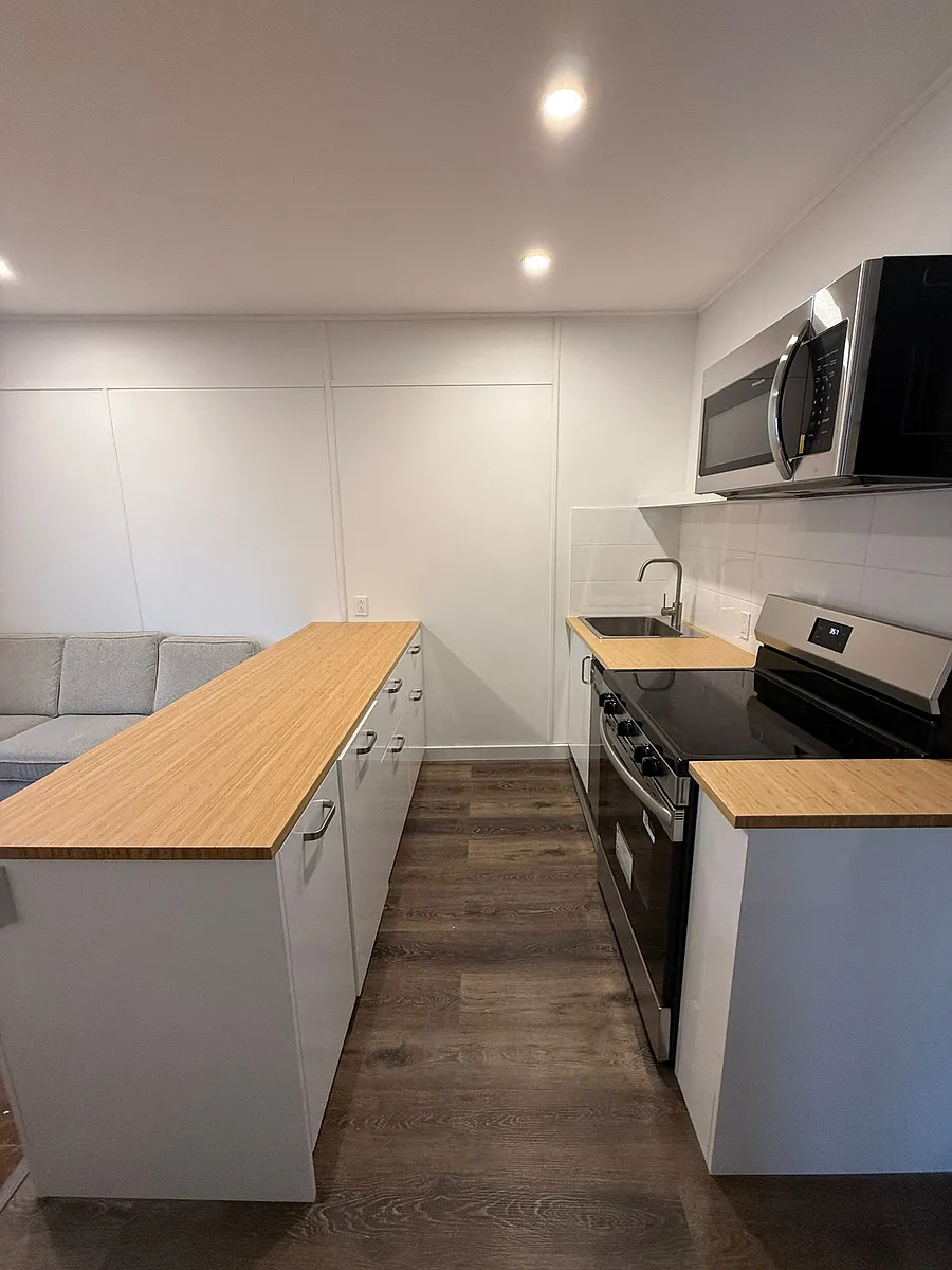 Kitchen - 48 Clarke St
