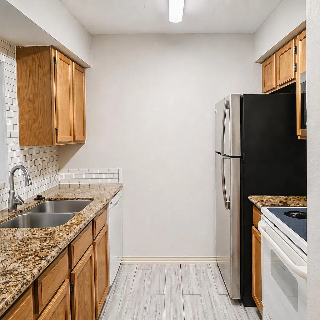 1 bed, 1.0 bath, 588 sqft, $950 — Photo 3