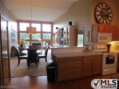 2nd image of 3431 Pigeon Hill Ct