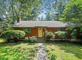 33 Hobbs Brook Rd, Weston, MA 02493