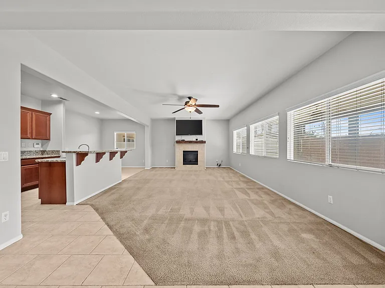 34081 Clovis Way — Photo 9