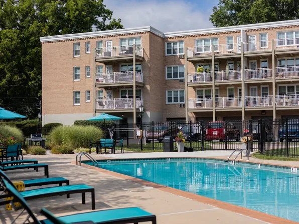 Barrcrest Apartment Homes