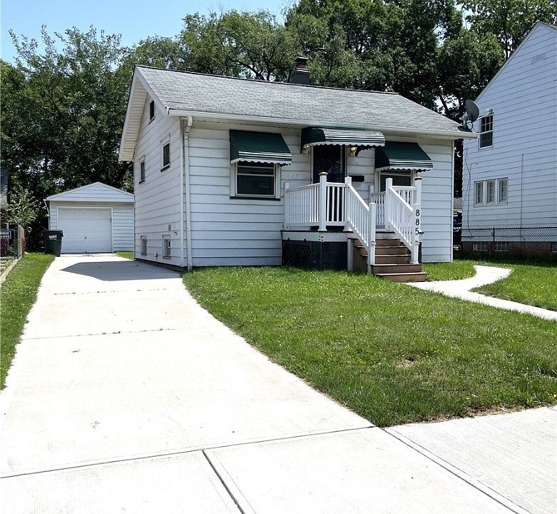 1st image of 885 E 239th St