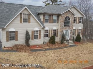7181 Glenwood Dr, East Stroudsburg, PA