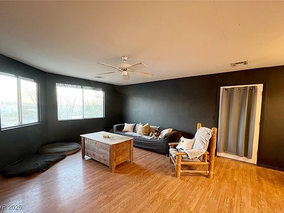 5th image of 2311 W Mae Rd