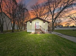 15 Excelsior Ave, Middletown, NY 10940