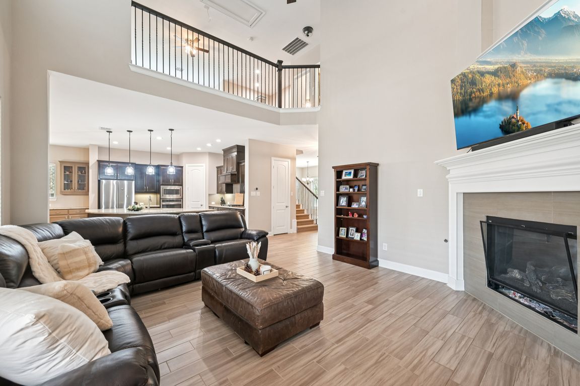 next background image