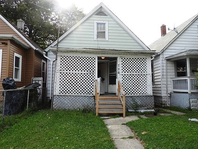 1st image of 726 S Victory St