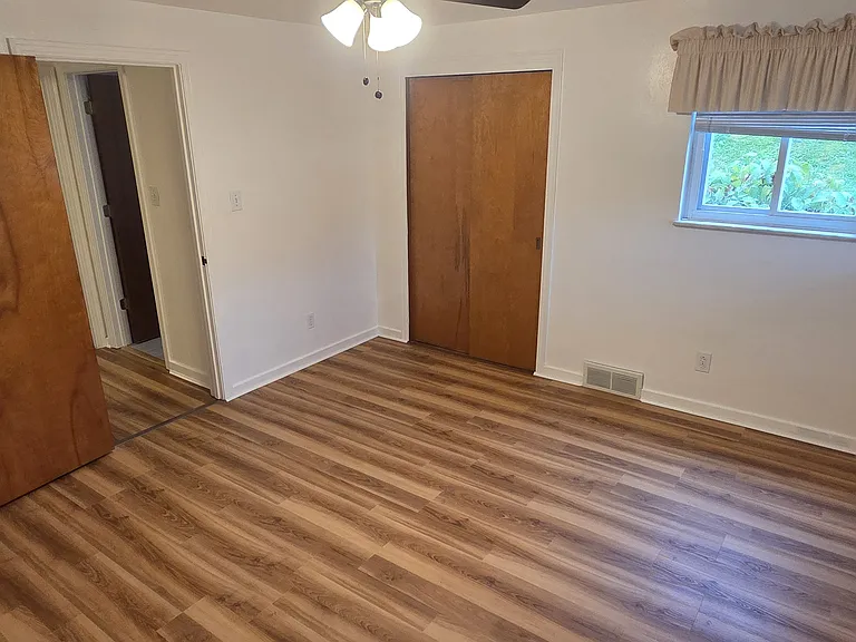 209 E Fairmont Ave — Photo 4