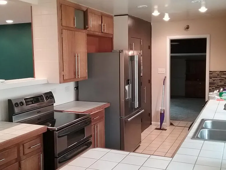 28449 Douglas Park Rd — Photo 8