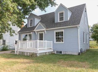 108 Middle Rd, Muscatine, IA 52761