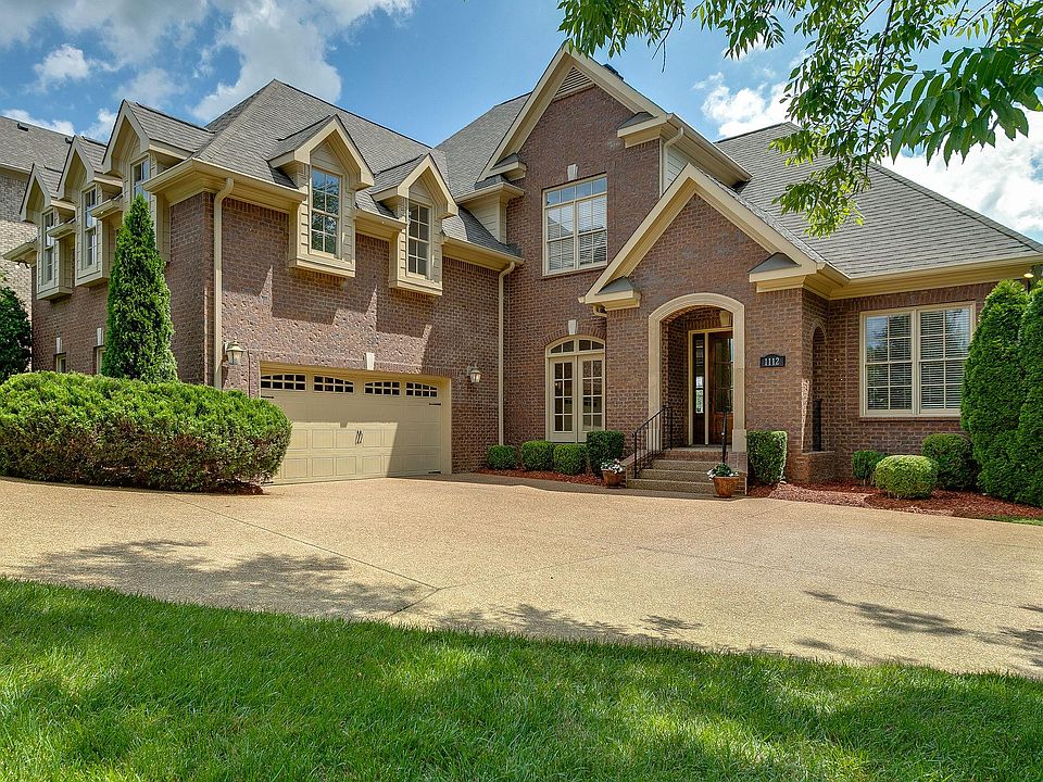 1st image of 1112 Hibiscus Ln