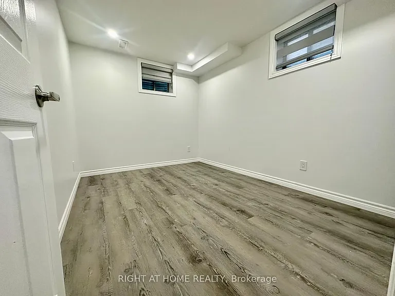 295 Gillespie Dr — Photo 6
