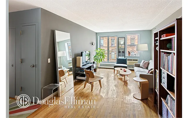 Sold by Douglas Elliman | media 6