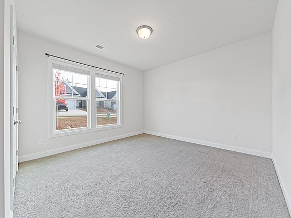 3rd image of 153 Bolter Ln