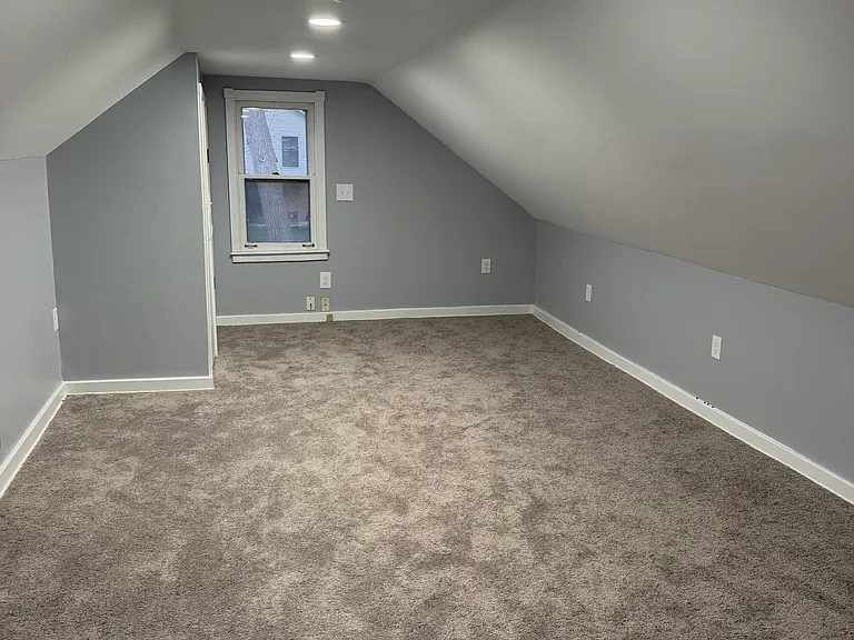 26328 Sibley Rd — Photo 9