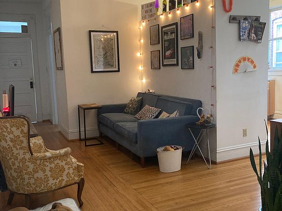 3rd image of 2226 Stuart Ave #2
