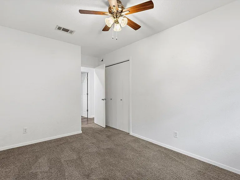 12217 Forsythe Dr — Photo 25
