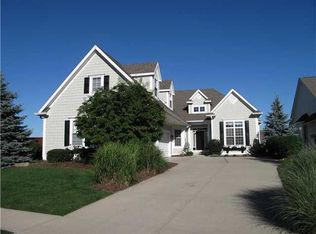 11090 Peppermill Ln, Fishers, IN 46037