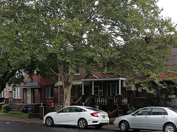 2nd image of 8866 16th Ave