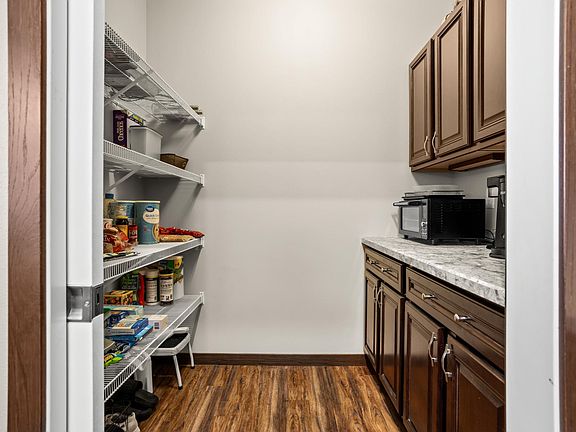4th image of 2860 Calico Dr S #A